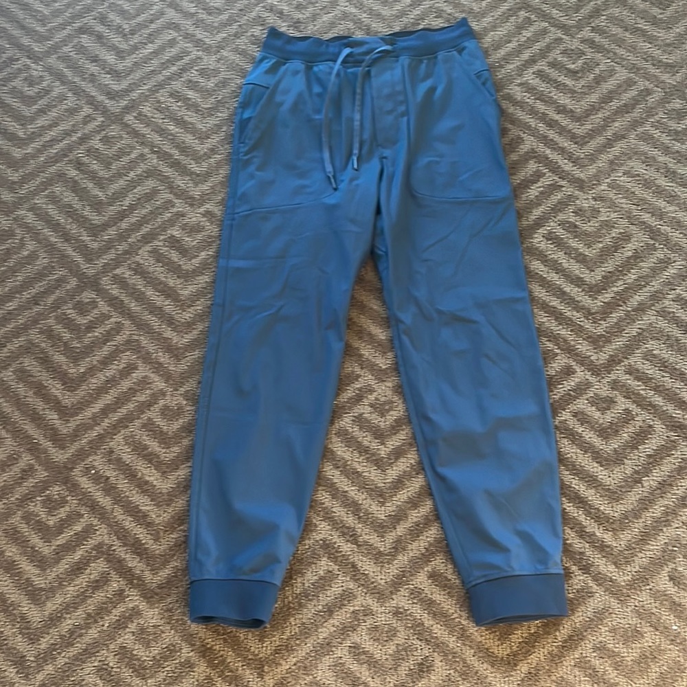 Lululemon ABC Jogger Shorter Length *Warpstreme